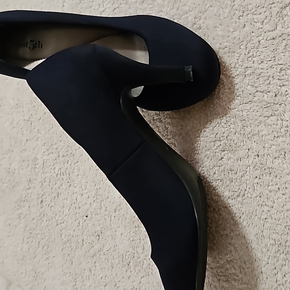 EAST 5TH HEELS Navy Blue - Picture 2 of 6